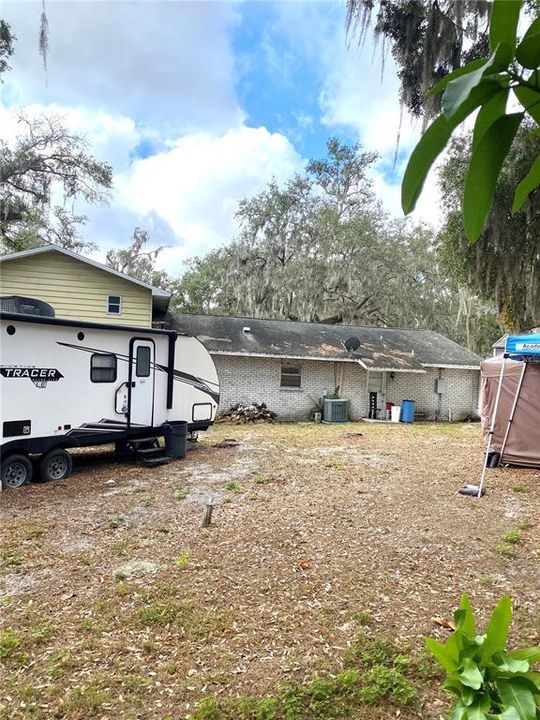 待售: $415,000 (5 贝兹, 3 浴室, 2187 平方英尺)