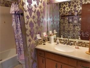 待售: $415,000 (5 贝兹, 3 浴室, 2187 平方英尺)