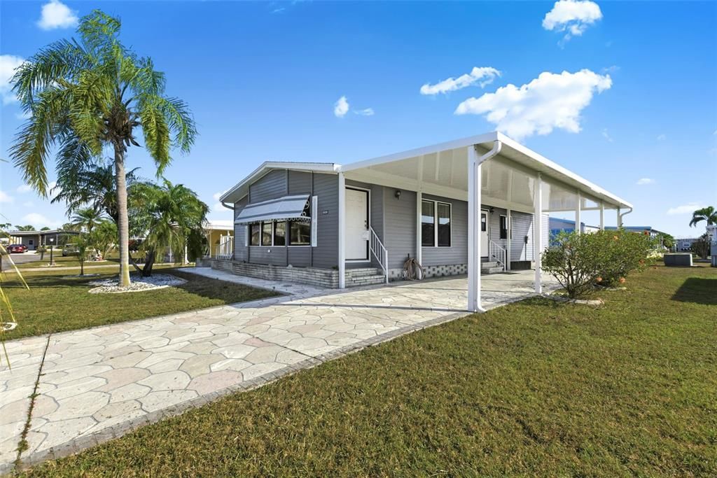 For Sale: $119,000 (2 beds, 2 baths, 1292 Square Feet)