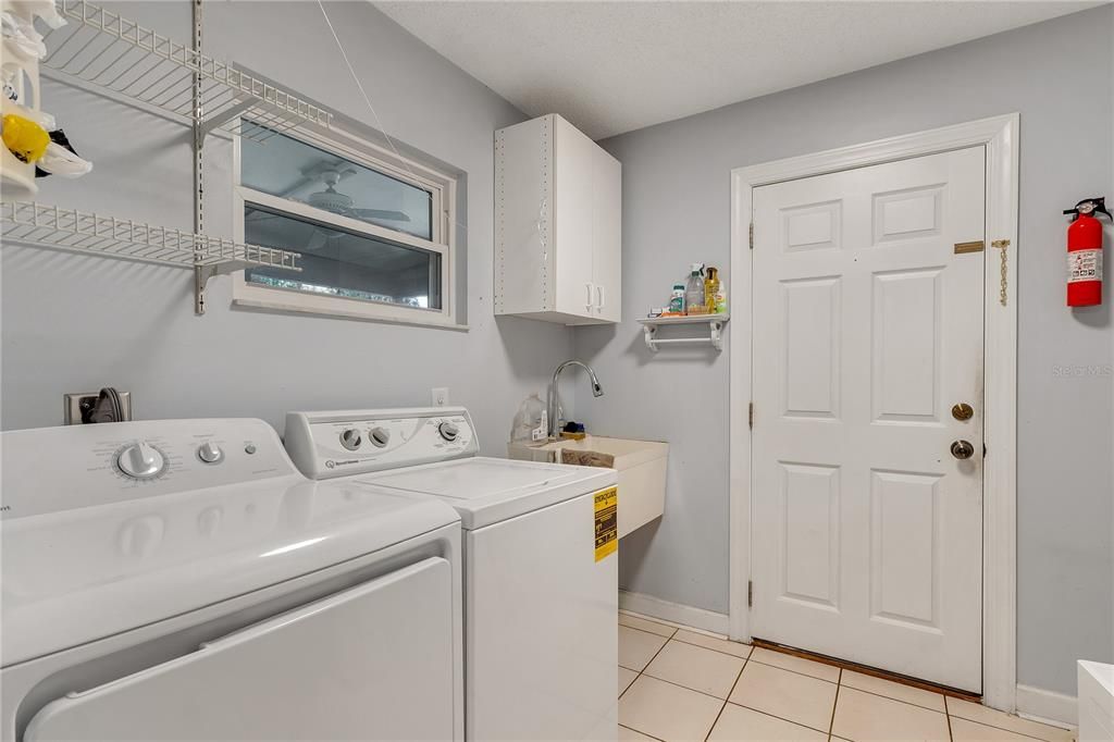 En Renta: $2,500 (3 camas, 2 baños, 1851 Pies cuadrados)