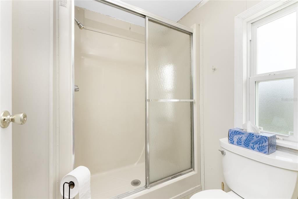 For Sale: $159,900 (2 beds, 2 baths, 1152 Square Feet)