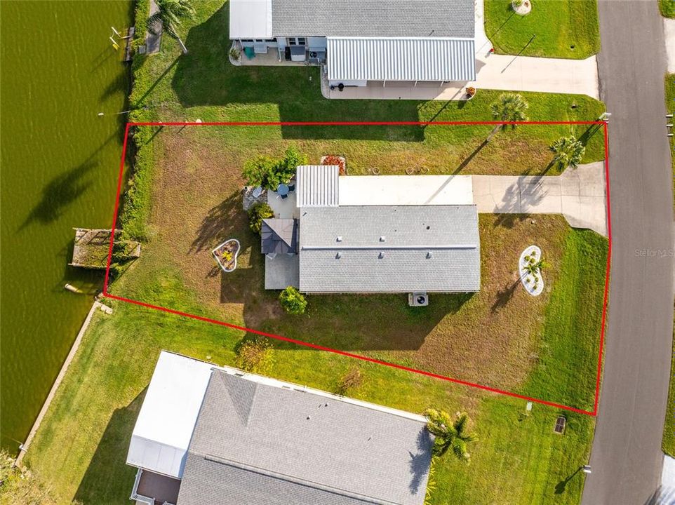 For Sale: $159,900 (2 beds, 2 baths, 1152 Square Feet)