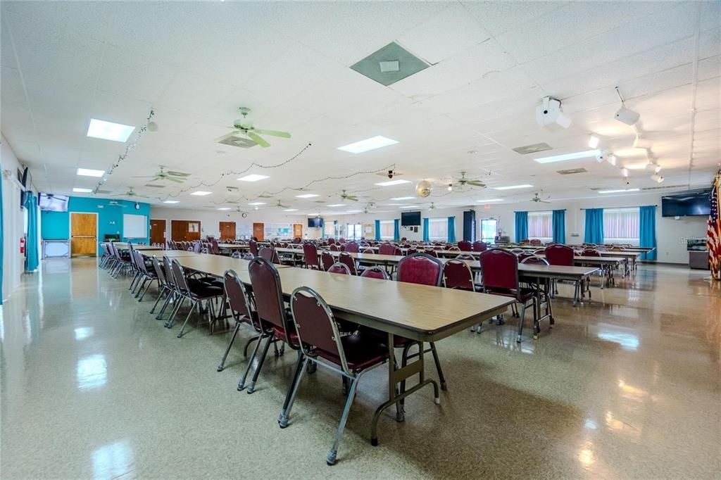 For Sale: $159,900 (2 beds, 2 baths, 1152 Square Feet)