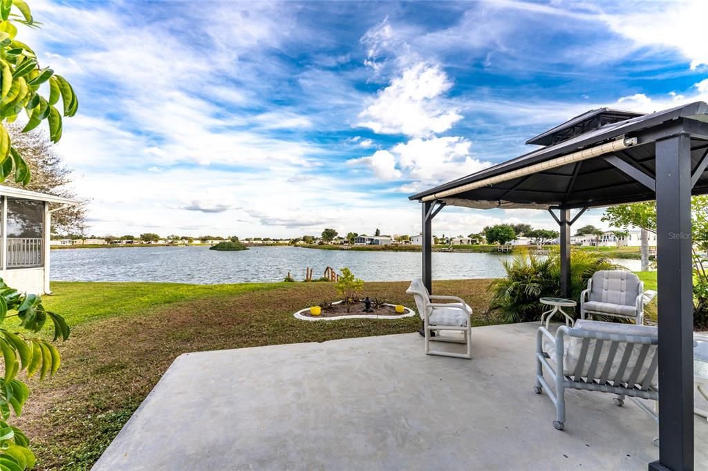 For Sale: $159,900 (2 beds, 2 baths, 1152 Square Feet)