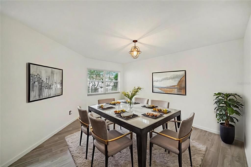 For Sale: $580,000 (4 beds, 2 baths, 2492 Square Feet)