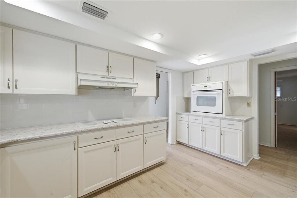 На продажу: $850,000 (4 спален, 3 ванн, 2990 Квадратных фут)