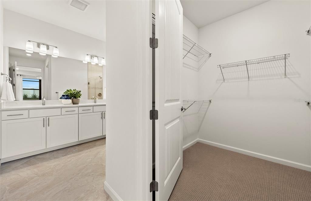 For Sale: $516,370 (2 beds, 2 baths, 1802 Square Feet)