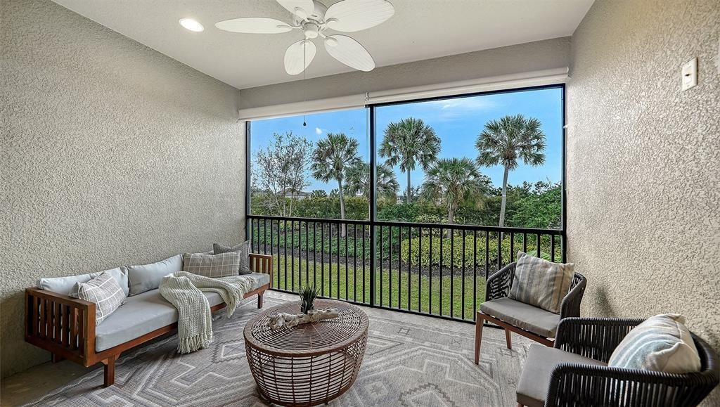 For Sale: $350,000 (2 beds, 2 baths, 1528 Square Feet)