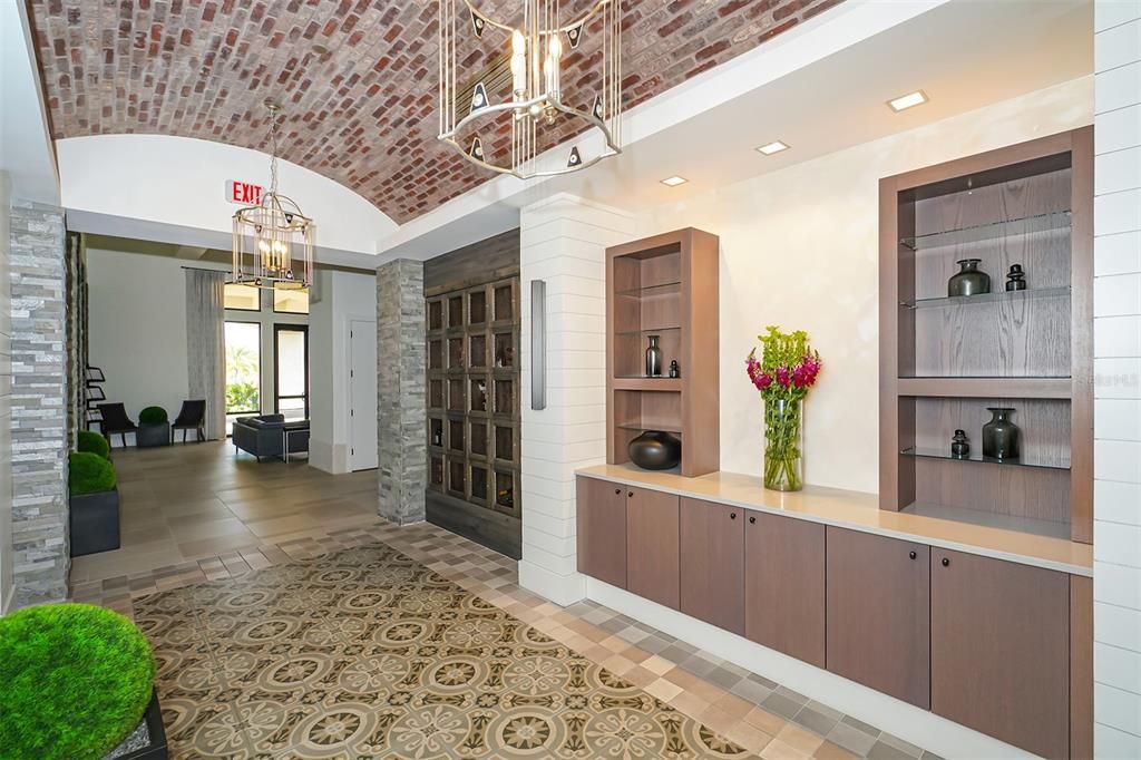 For Sale: $350,000 (2 beds, 2 baths, 1528 Square Feet)