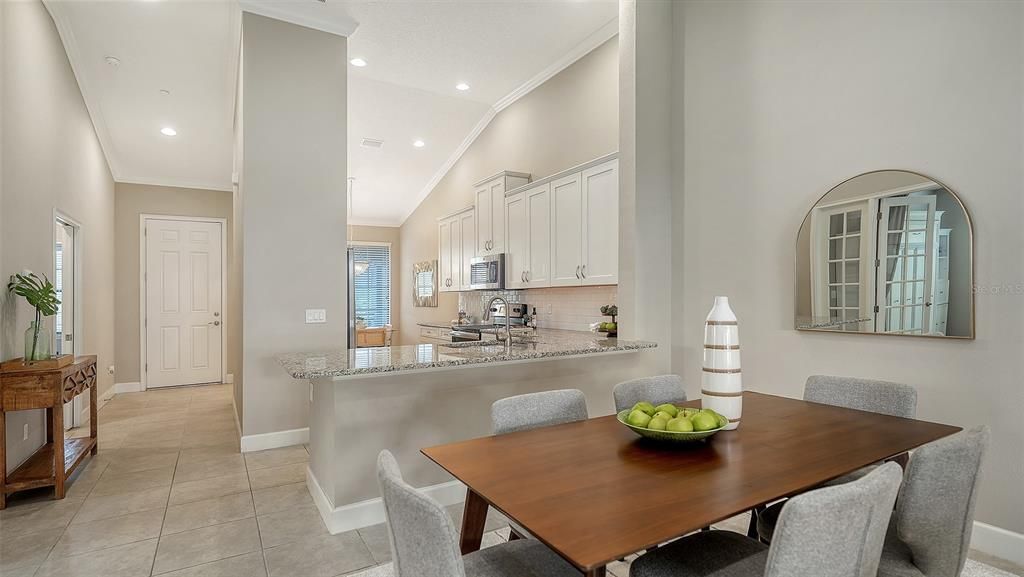 For Sale: $350,000 (2 beds, 2 baths, 1528 Square Feet)