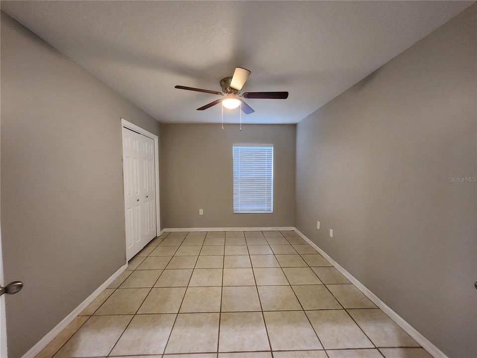 出租: $2,400 (4 贝兹, 2 浴室, 2080 平方英尺)