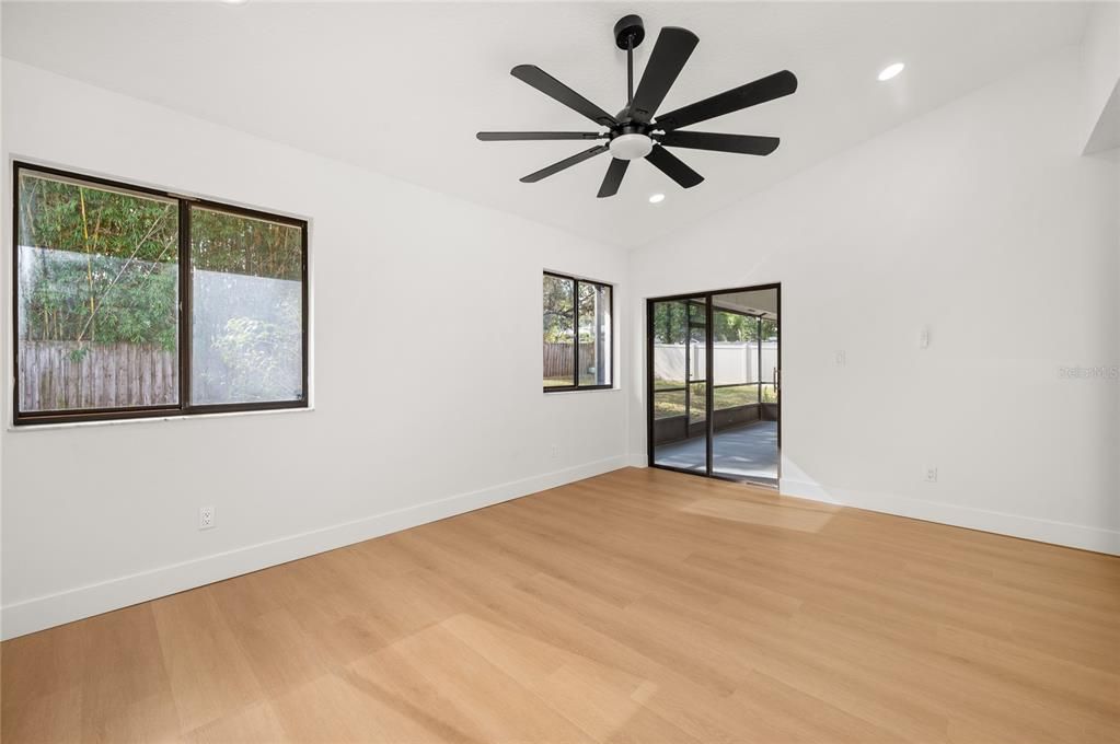 For Sale: $499,995 (3 beds, 2 baths, 1908 Square Feet)