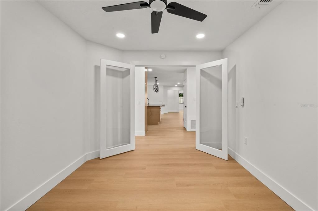 For Sale: $499,995 (3 beds, 2 baths, 1908 Square Feet)