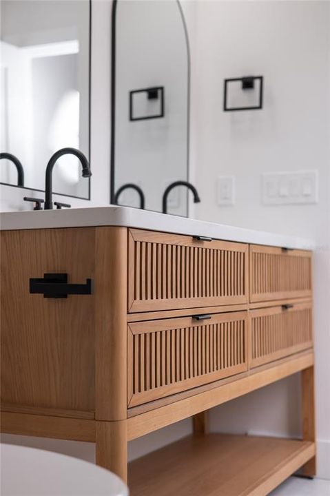 For Sale: $499,995 (3 beds, 2 baths, 1908 Square Feet)