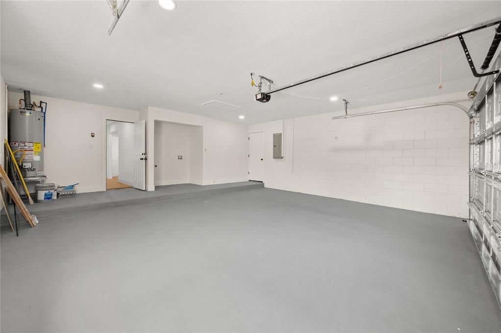 For Sale: $499,995 (3 beds, 2 baths, 1908 Square Feet)