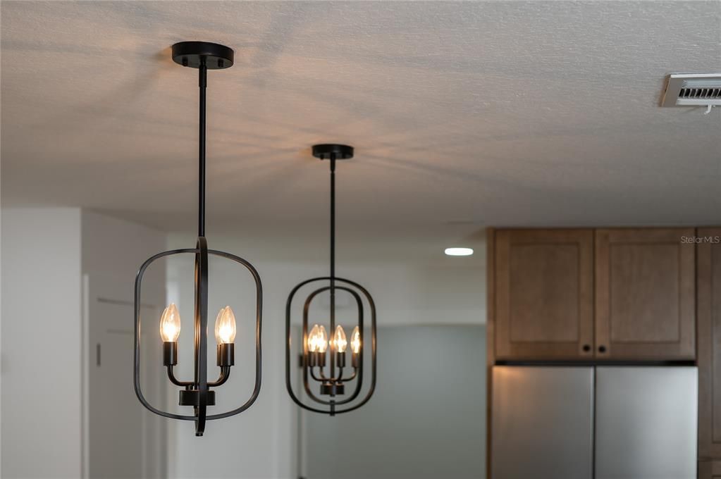 For Sale: $499,995 (3 beds, 2 baths, 1908 Square Feet)