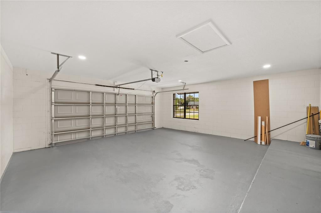 For Sale: $499,995 (3 beds, 2 baths, 1908 Square Feet)