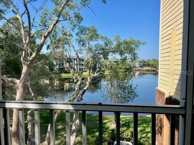 For Rent: $1,700 (2 beds, 2 baths, 995 Square Feet)