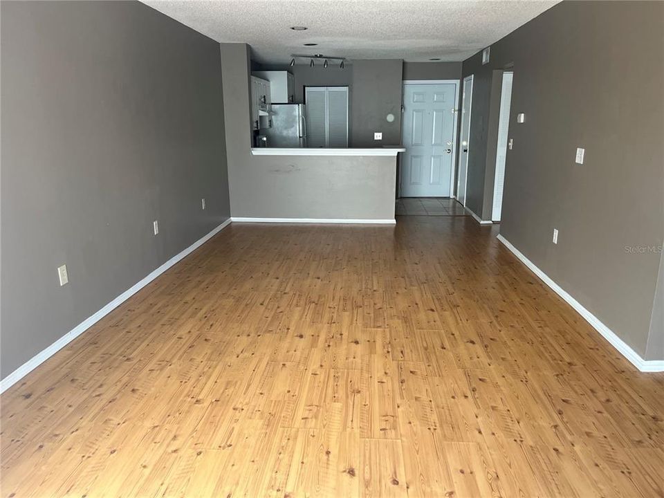 For Rent: $1,700 (2 beds, 2 baths, 995 Square Feet)