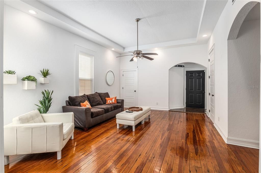 For Sale: $599,000 (4 beds, 3 baths, 3120 Square Feet)