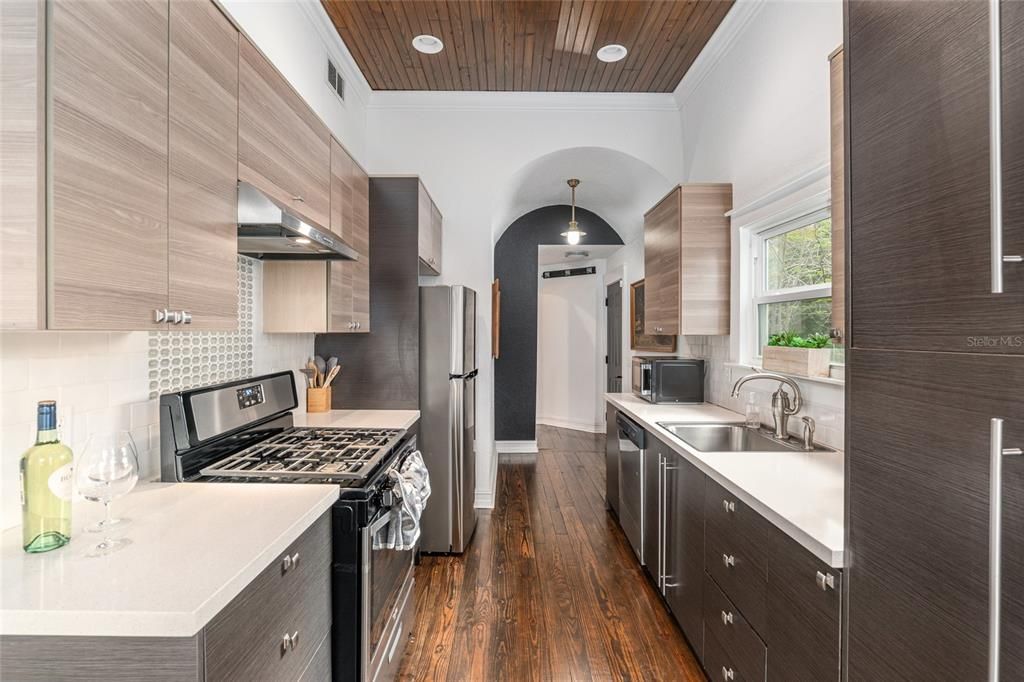 For Sale: $599,000 (4 beds, 3 baths, 3120 Square Feet)