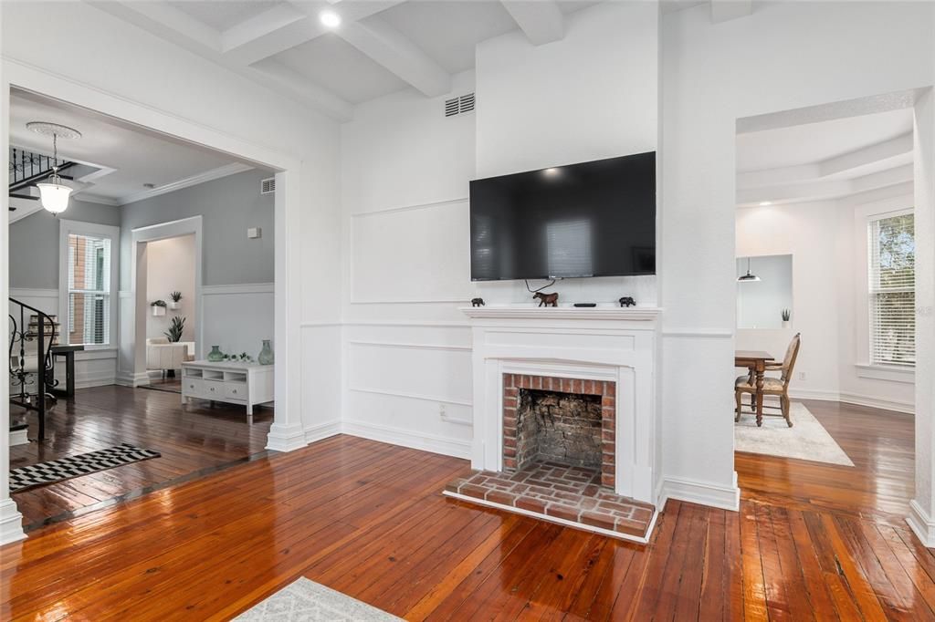 For Sale: $599,000 (4 beds, 3 baths, 3120 Square Feet)