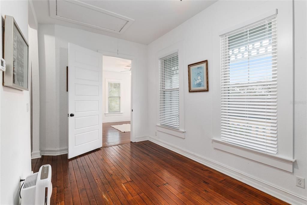 For Sale: $599,000 (4 beds, 3 baths, 3120 Square Feet)