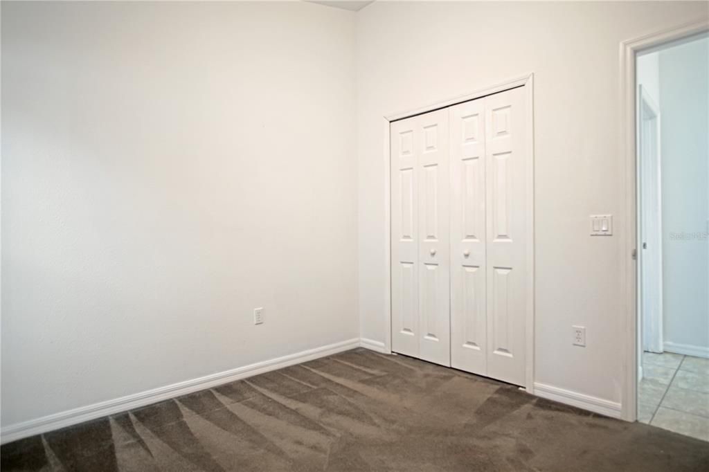 出租: $2,095 (4 贝兹, 3 浴室, 1998 平方英尺)