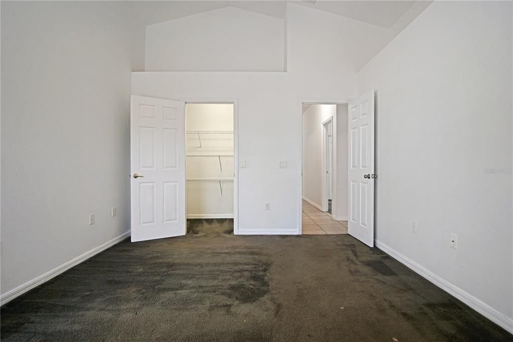 出租: $2,095 (4 贝兹, 3 浴室, 1998 平方英尺)