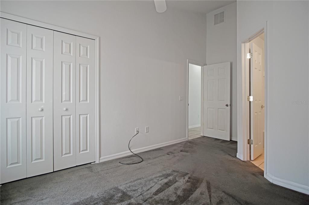 出租: $2,095 (4 贝兹, 3 浴室, 1998 平方英尺)