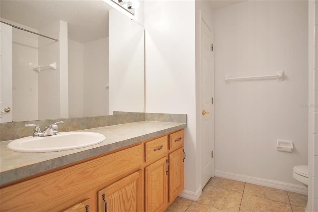 出租: $2,095 (4 贝兹, 3 浴室, 1998 平方英尺)