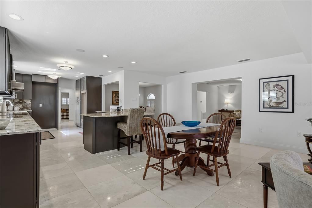 For Sale: $1,000,000 (3 beds, 2 baths, 2901 Square Feet)