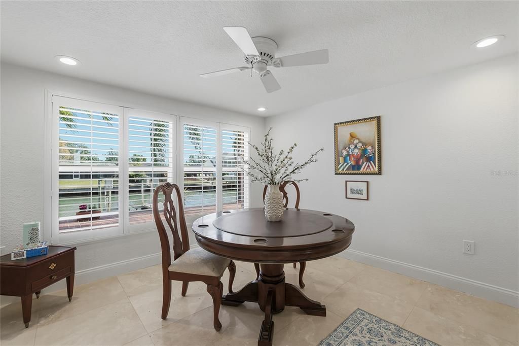 For Sale: $1,000,000 (3 beds, 2 baths, 2901 Square Feet)