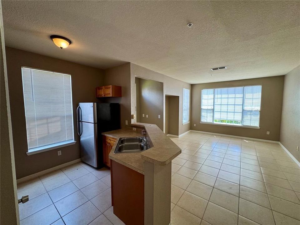 Activo con contrato: $175,000 (1 camas, 1 baños, 776 Pies cuadrados)