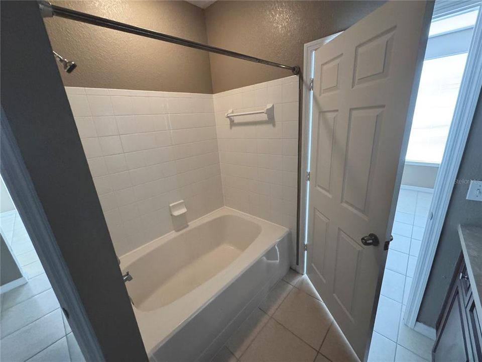 Activo con contrato: $175,000 (1 camas, 1 baños, 776 Pies cuadrados)