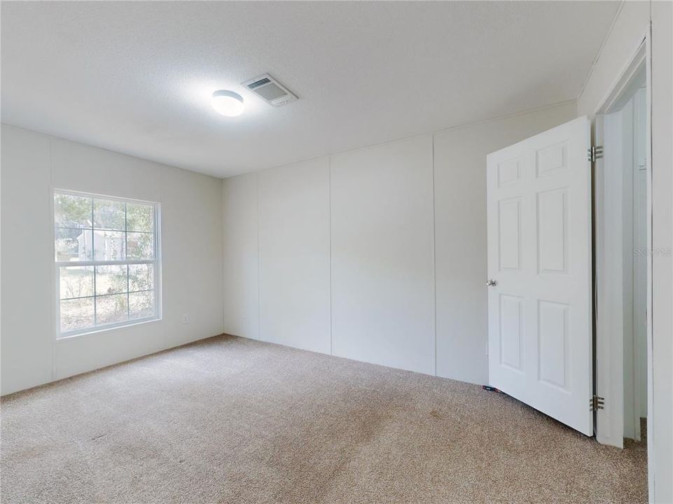 For Sale: $249,900 (3 beds, 2 baths, 1760 Square Feet)