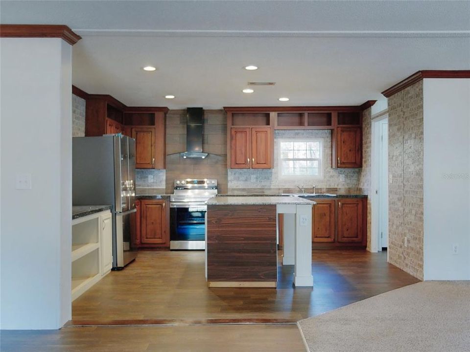 For Sale: $249,900 (3 beds, 2 baths, 1760 Square Feet)