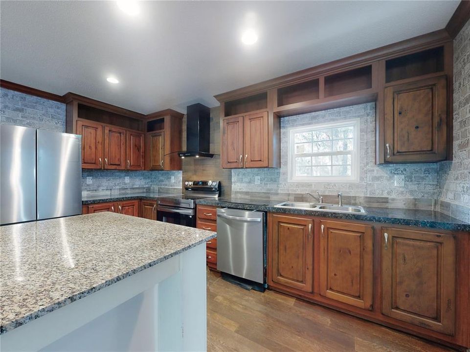 For Sale: $249,900 (3 beds, 2 baths, 1760 Square Feet)