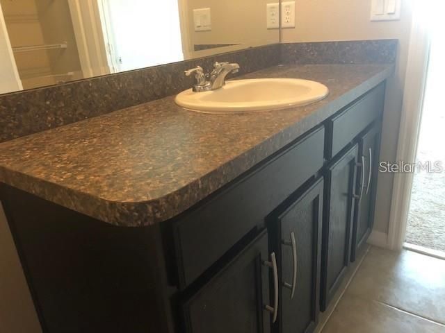 出租: $1,750 (2 贝兹, 2 浴室, 1144 平方英尺)