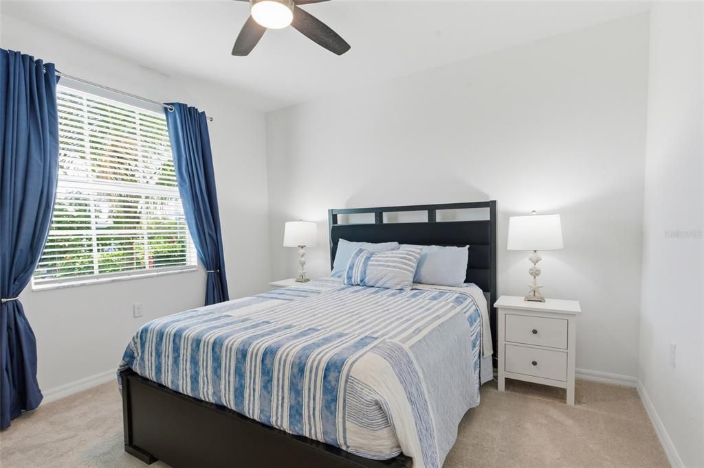 待售: $309,000 (3 贝兹, 2 浴室, 1407 平方英尺)