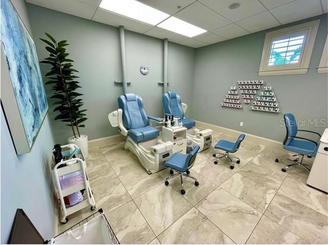 待售: $309,000 (3 贝兹, 2 浴室, 1407 平方英尺)