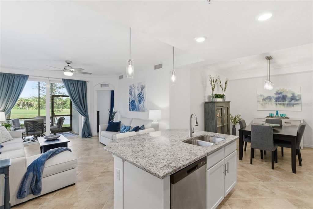 待售: $309,000 (3 贝兹, 2 浴室, 1407 平方英尺)