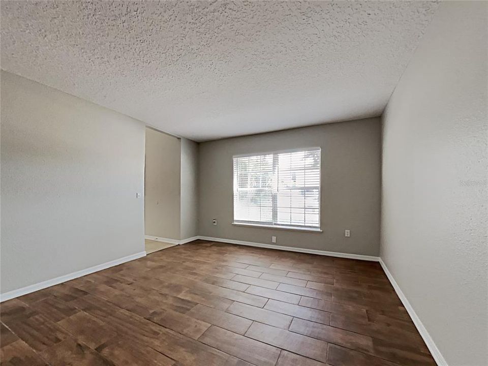 For Sale: $425,000 (3 beds, 2 baths, 2354 Square Feet)