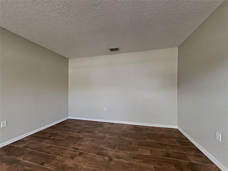 For Sale: $425,000 (3 beds, 2 baths, 2354 Square Feet)