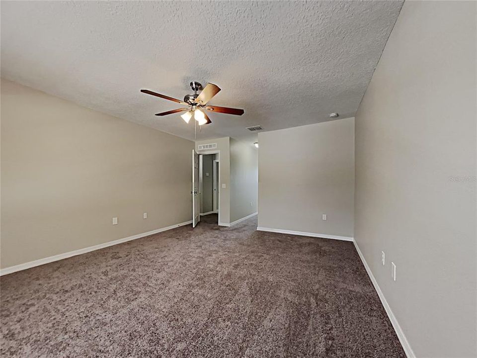 For Sale: $425,000 (3 beds, 2 baths, 2354 Square Feet)