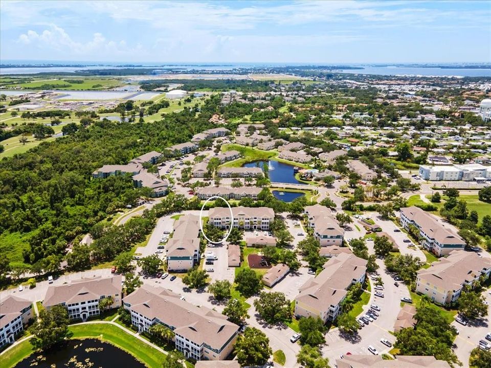 For Sale: $195,000 (2 beds, 1 baths, 1008 Square Feet)