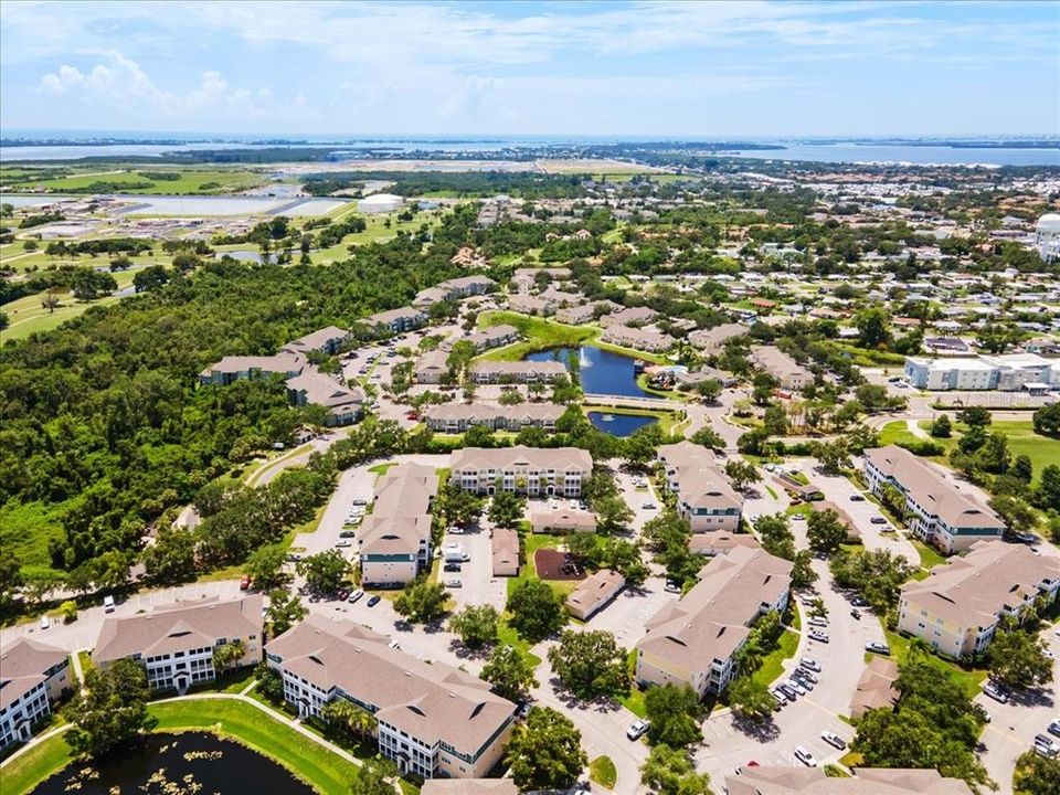 For Sale: $195,000 (2 beds, 1 baths, 1008 Square Feet)