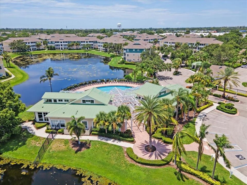 For Sale: $195,000 (2 beds, 1 baths, 1008 Square Feet)