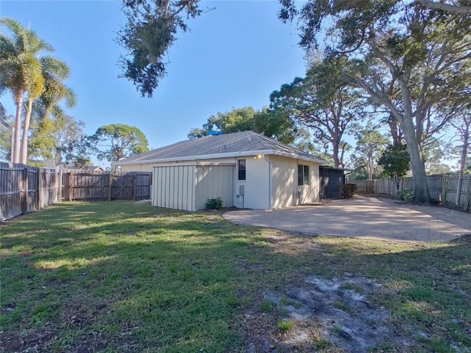 For Rent: $2,959 (3 beds, 2 baths, 1361 Square Feet)