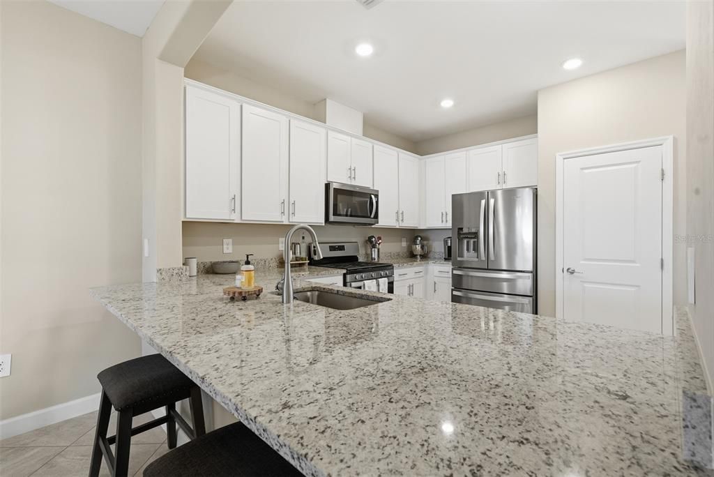 For Sale: $415,000 (3 beds, 2 baths, 1414 Square Feet)